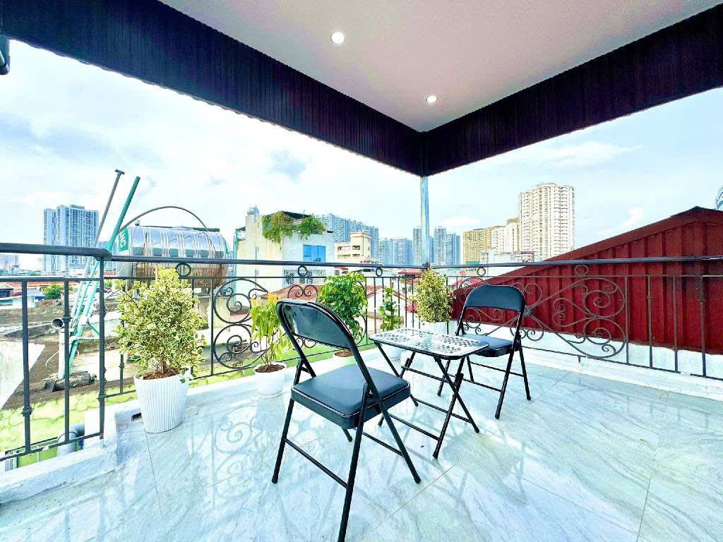 NHÀ ĐẸP FULL NỘI THẤT VỀ Ở LUÔN - HÀNG XÓM HỒ ĐỀN LỪ - HOÀNG MAI